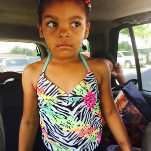 Meet your Posher, Marshall